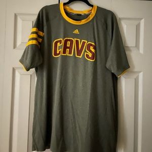 2XL Cleveland Cavaliers Shirt